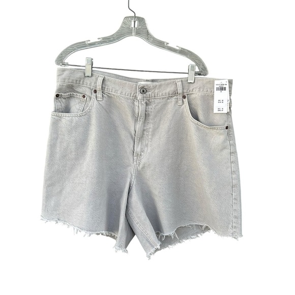 NWT Abercrombie & Fitch High Rise The Loose Jean Shorts - Size 33 - Light Gray - Picture 7 of 13